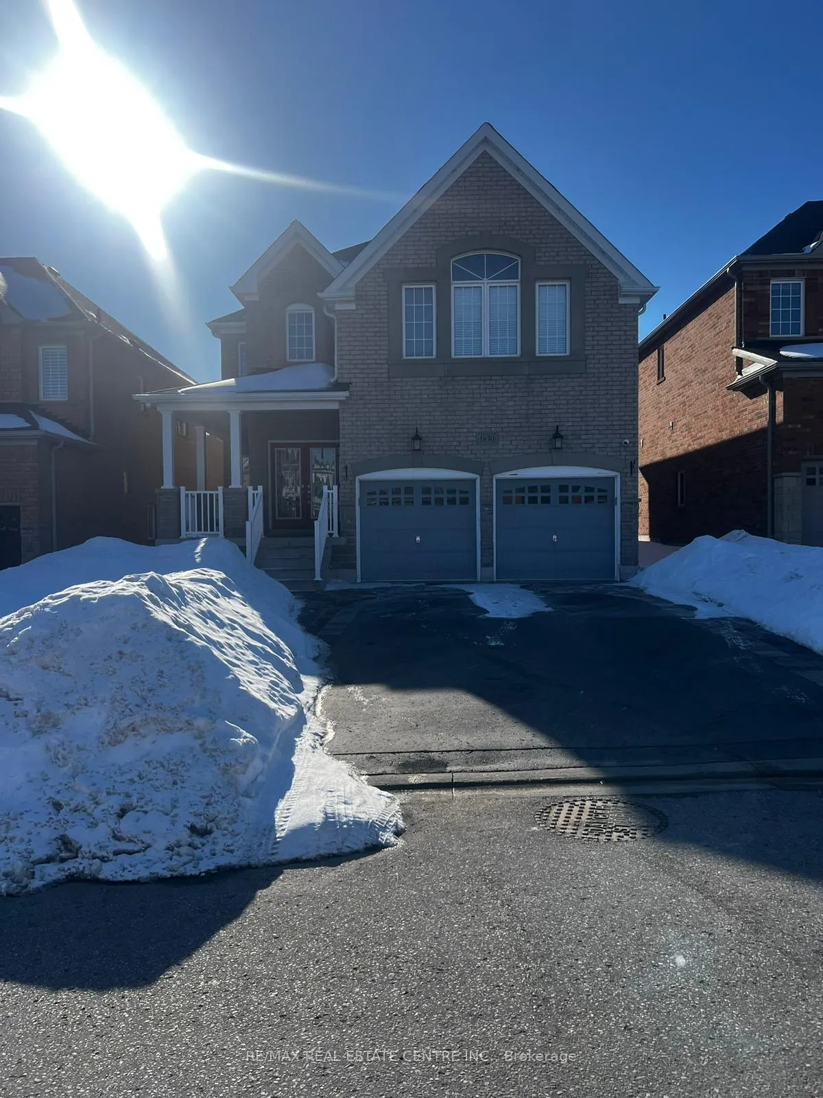 Photo 2 of 1870 Esterbrook Drive, Oshawa, Taunton — HOMEH