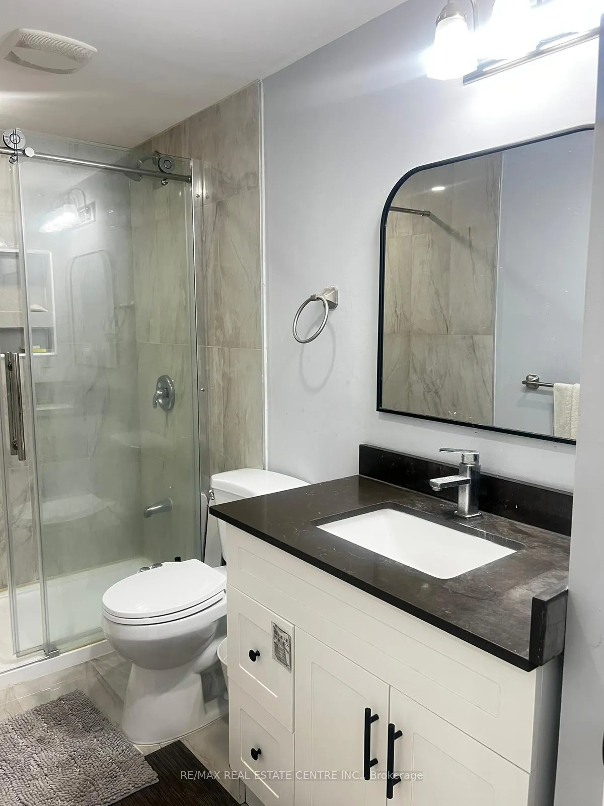 Photo 12 of 1870 Esterbrook Drive, Oshawa, Taunton — HOMEH