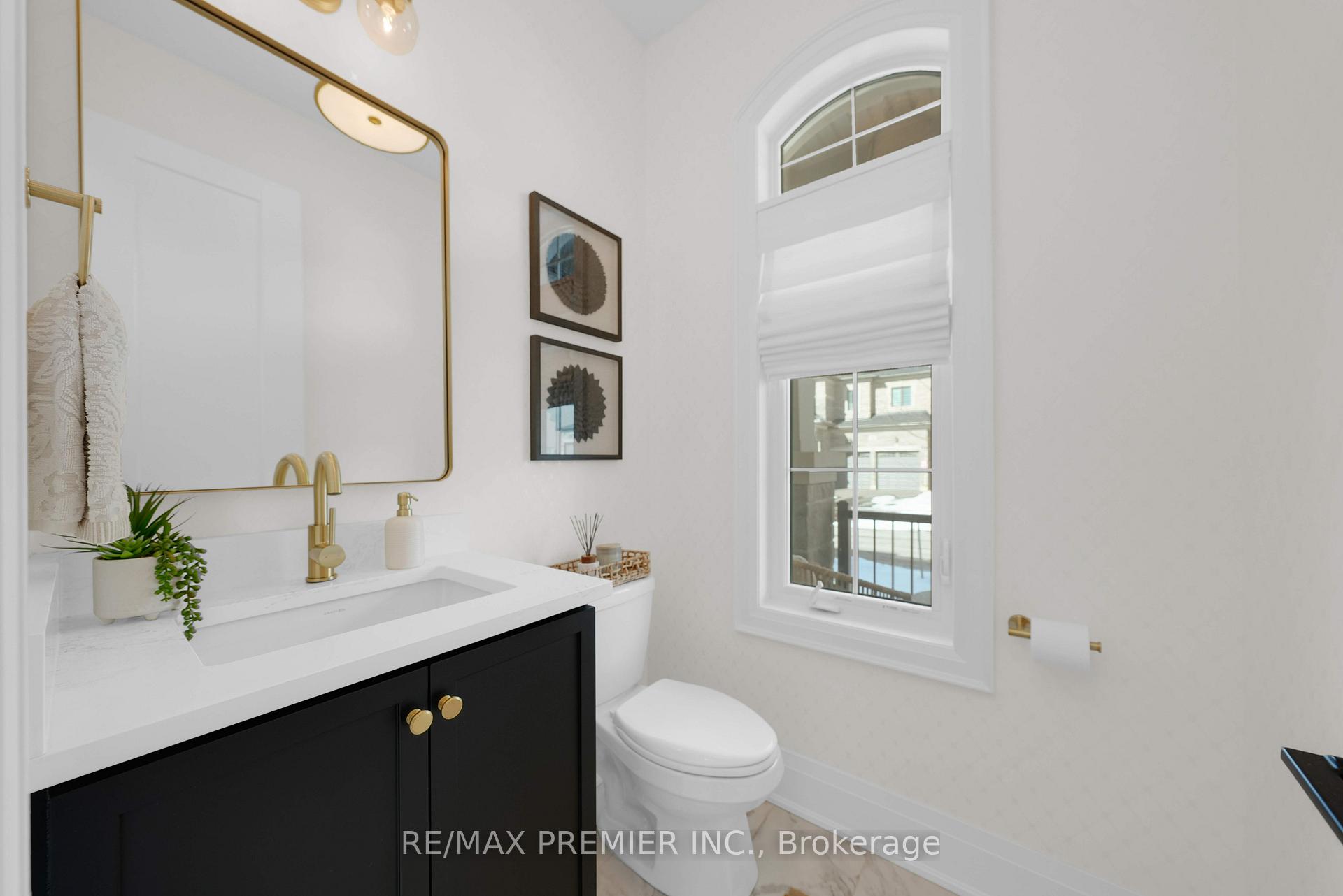 Photo 6 of 35 Wainfleet Crescent, Vaughan, Vellore Village — HOMEH