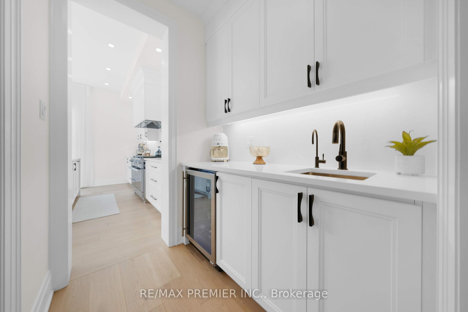 Photo 13 of 35 Wainfleet Crescent, Vaughan, Vellore Village — HOMEH