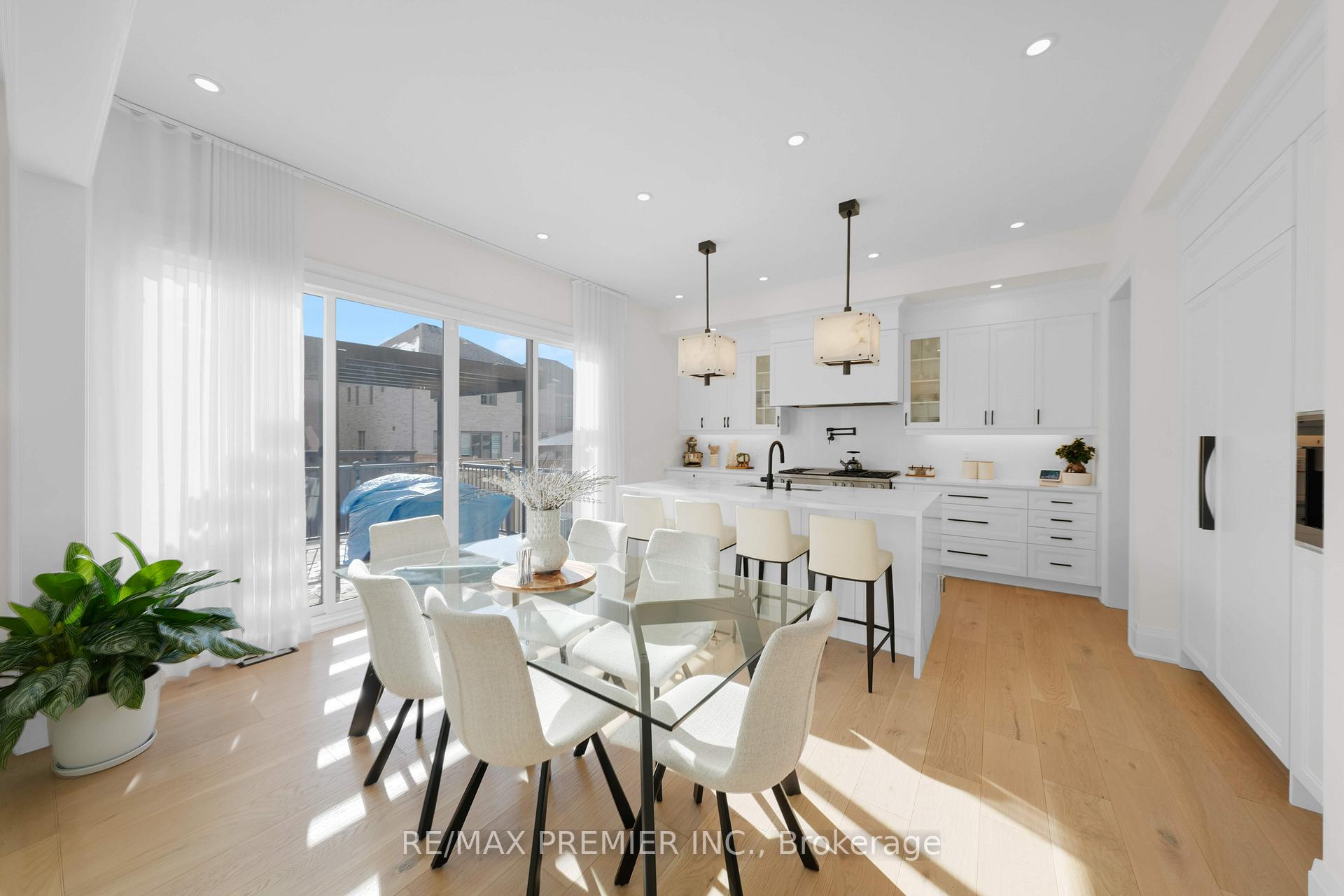 Photo 17 of 35 Wainfleet Crescent, Vaughan, Vellore Village — HOMEH