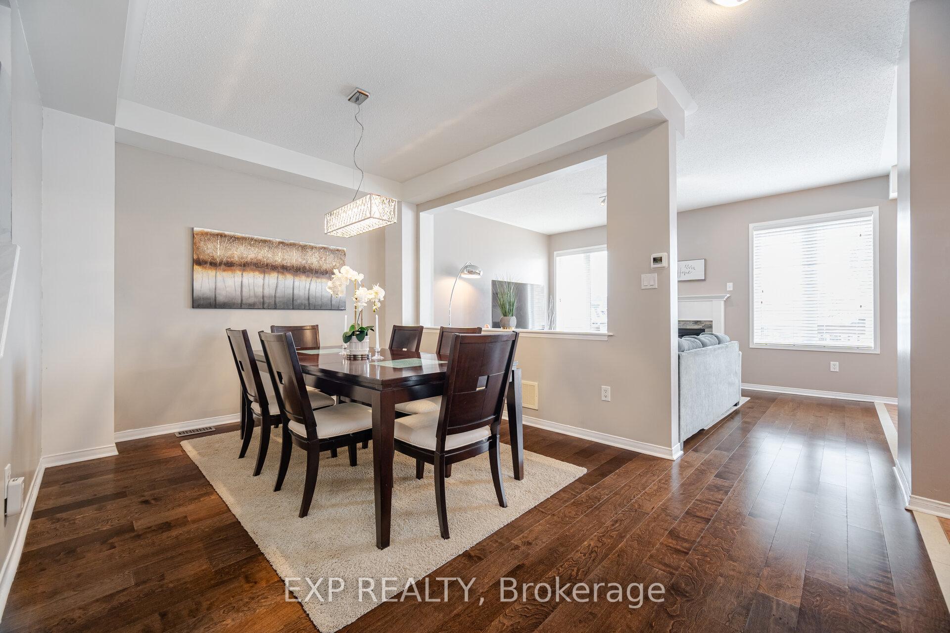 Photo 5 of 1204 Langley Circle, Oshawa, Pinecrest — HOMEH
