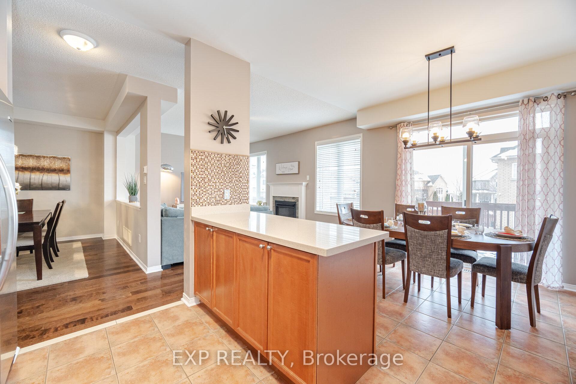 Photo 15 of 1204 Langley Circle, Oshawa, Pinecrest — HOMEH