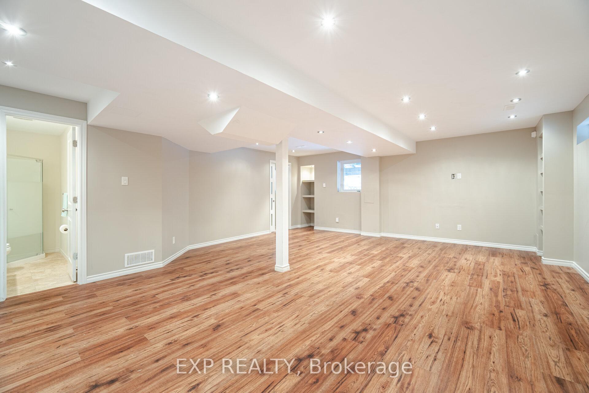 Photo 31 of 1204 Langley Circle, Oshawa, Pinecrest — HOMEH