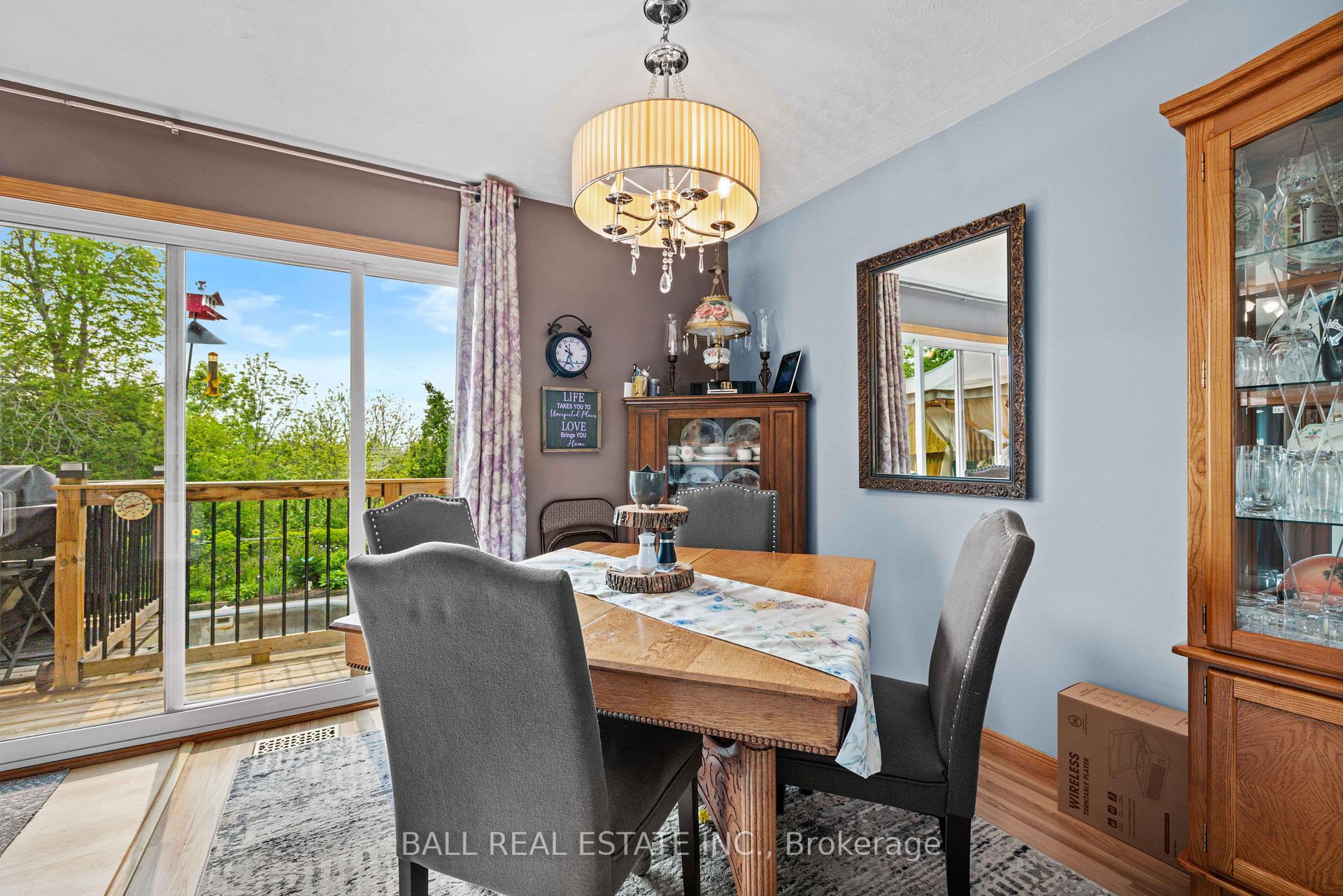 Photo 9 of 171 Herbert Street, Peterborough, Northcrest Ward 5 — HOMEH