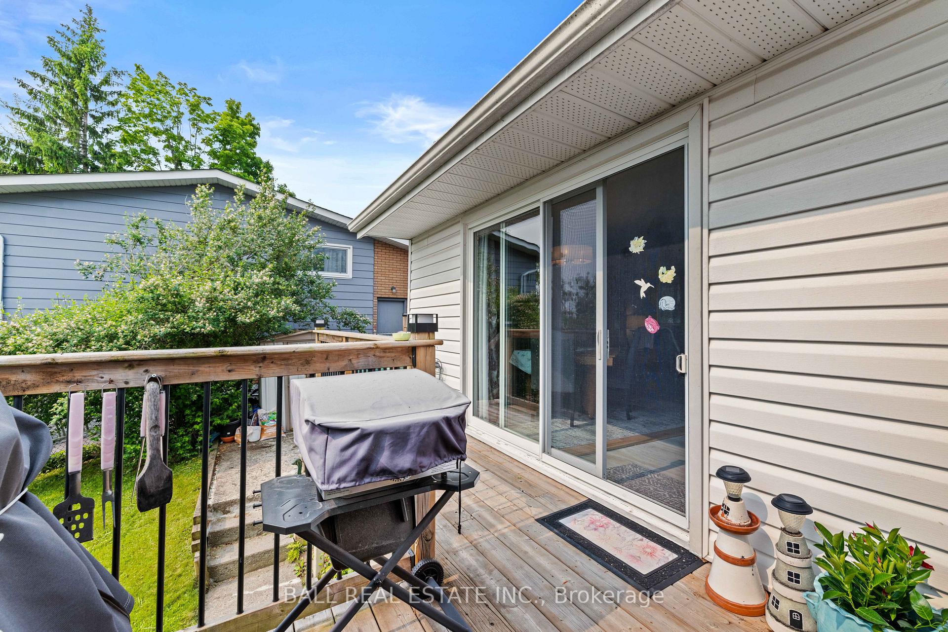 Photo 33 of 171 Herbert Street, Peterborough, Northcrest Ward 5 — HOMEH