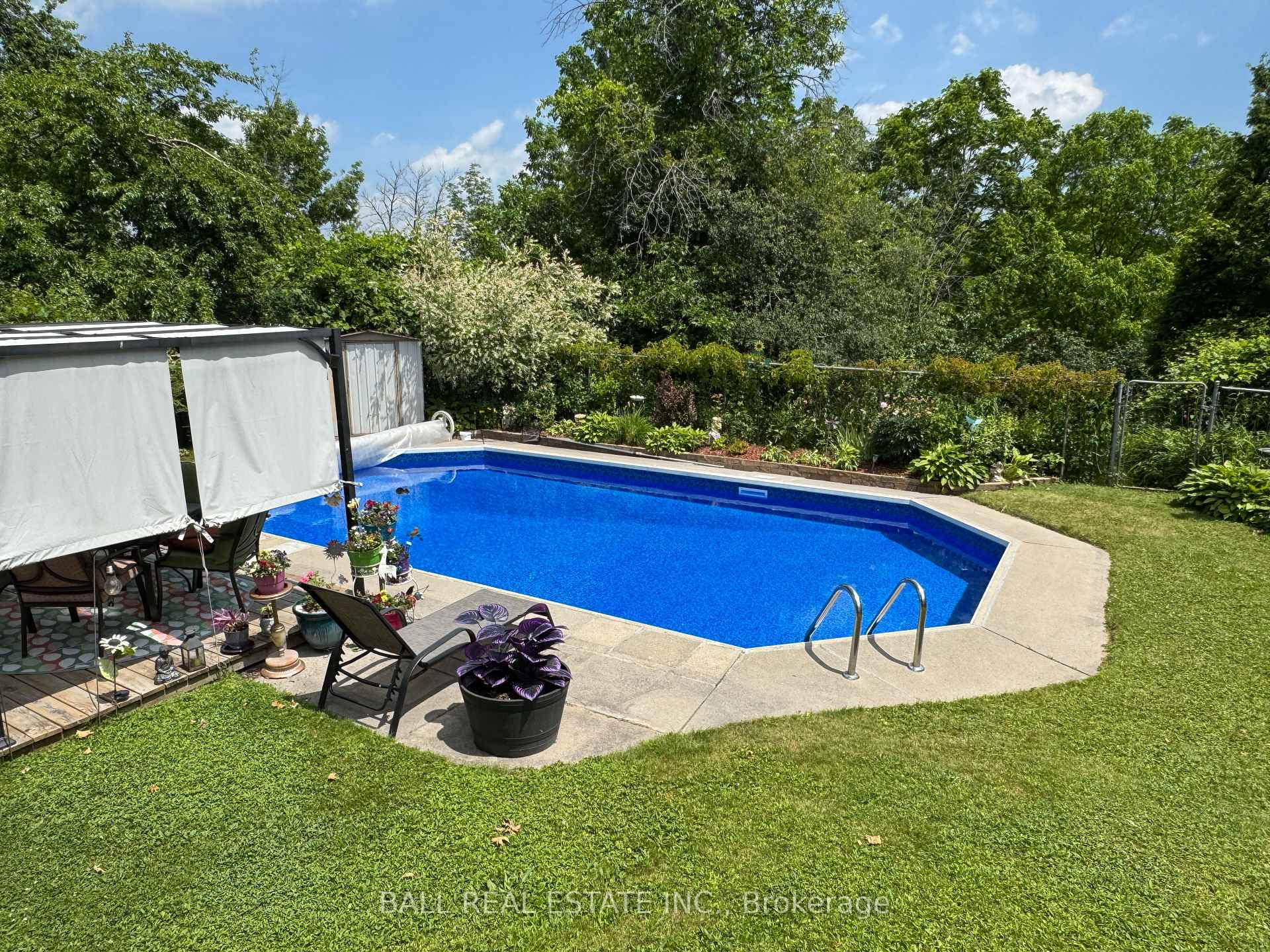Photo 37 of 171 Herbert Street, Peterborough, Northcrest Ward 5 — HOMEH