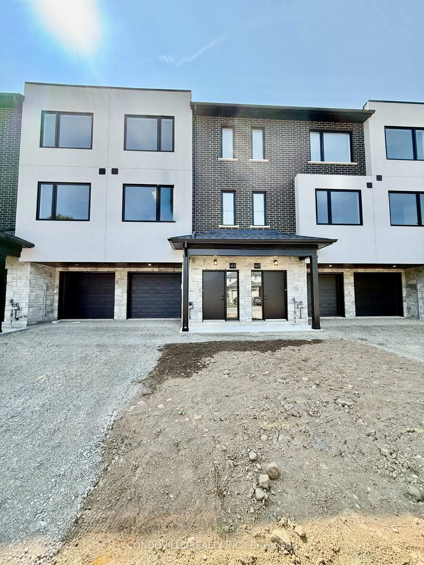 Photo 12 of 159 Fifth Avenue, Brant, Brantford Twp — HOMEH
