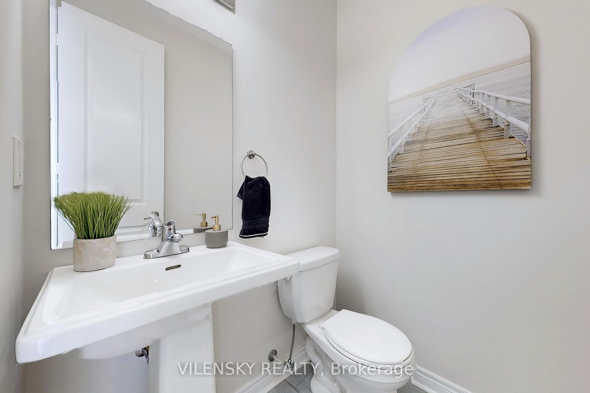 Photo 15 of 66 Laskin Drive, Vaughan, Patterson — HOMEH