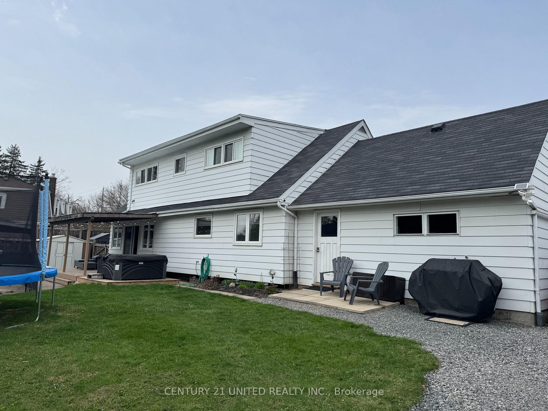 Photo 39 of 789 Parkhill Road W, Peterborough, Monaghan Ward 2 — HOMEH