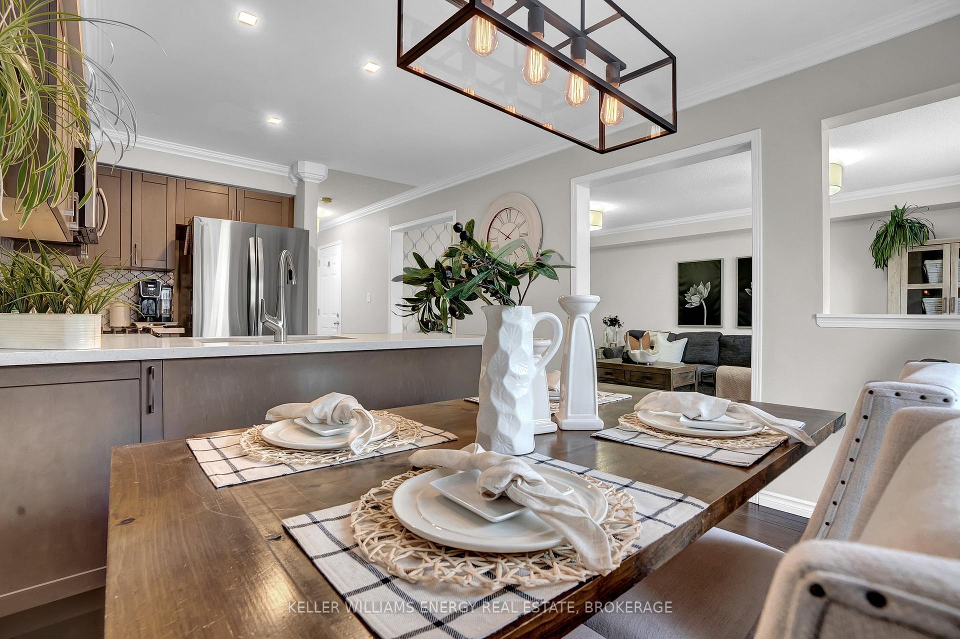 Photo 14 of 1027 Roseheath Street, Oshawa, Pinecrest — HOMEH