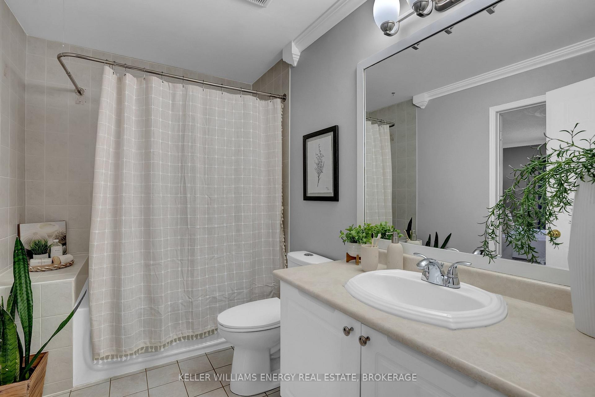 Photo 26 of 1027 Roseheath Street, Oshawa, Pinecrest — HOMEH
