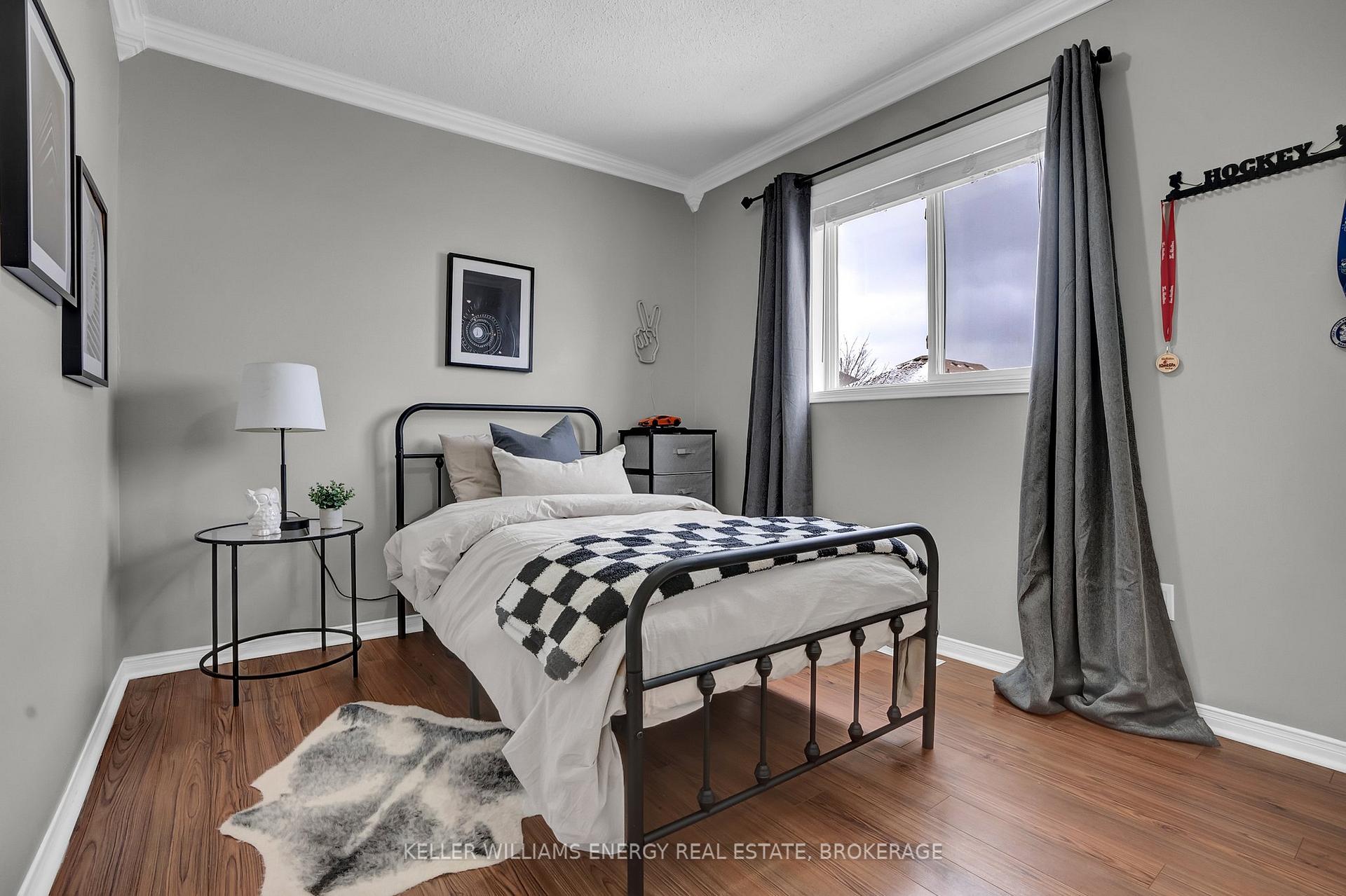 Photo 29 of 1027 Roseheath Street, Oshawa, Pinecrest — HOMEH
