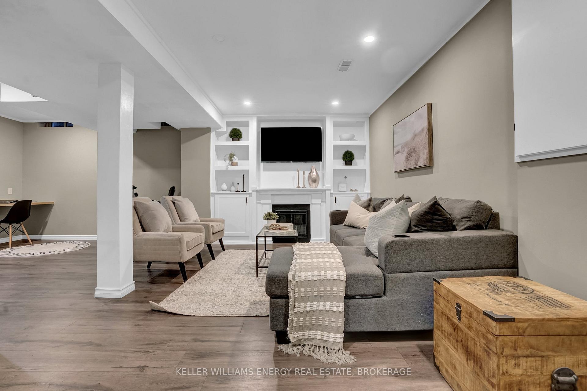 Photo 30 of 1027 Roseheath Street, Oshawa, Pinecrest — HOMEH