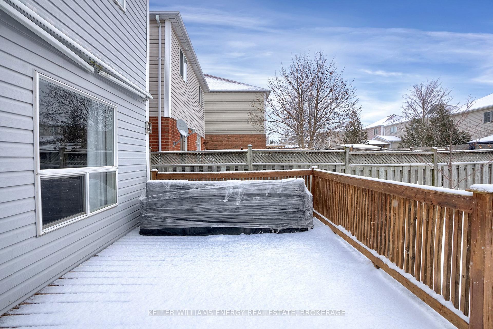 Photo 37 of 1027 Roseheath Street, Oshawa, Pinecrest — HOMEH
