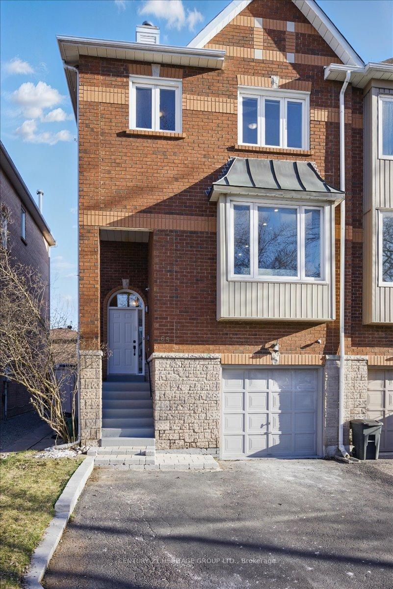 Front of 65 Thornway Avenue