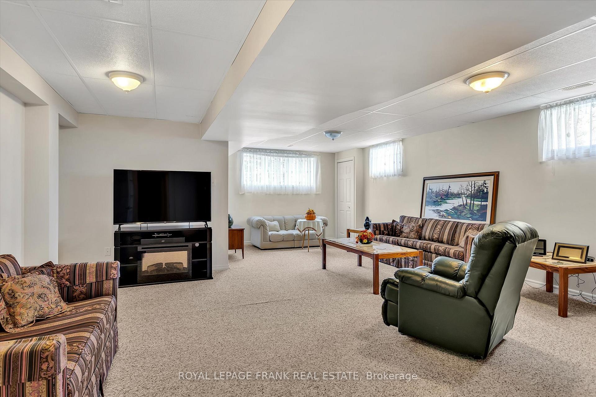 Photo 38 of 1083 Danita Boulevard, Peterborough, Monaghan Ward 2 — HOMEH