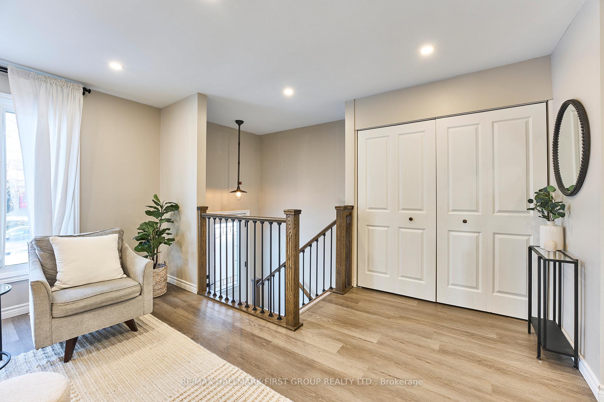 Photo 2 of 847 Monaghan Avenue, Oshawa, Vanier — HOMEH