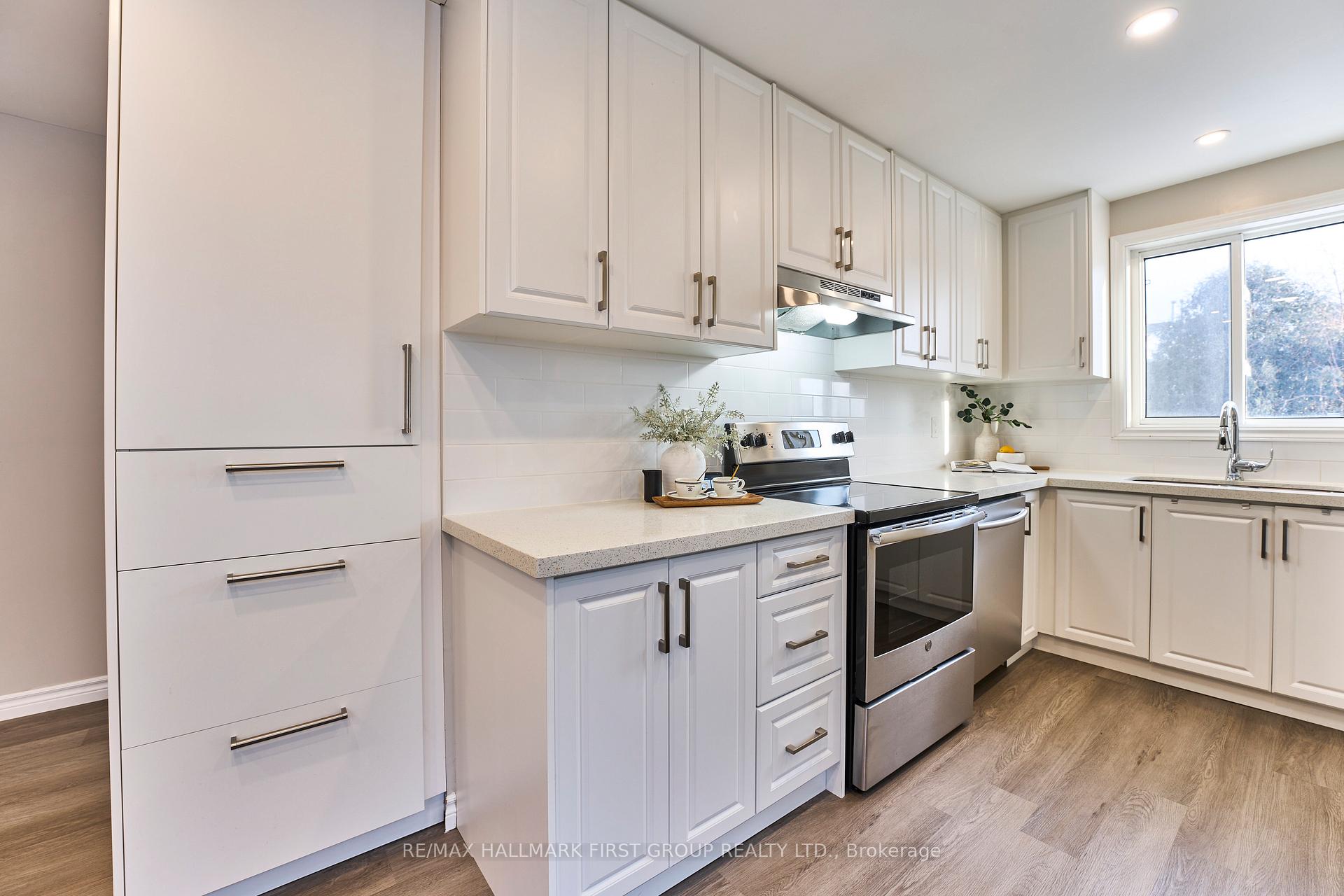 Photo 9 of 847 Monaghan Avenue, Oshawa, Vanier — HOMEH