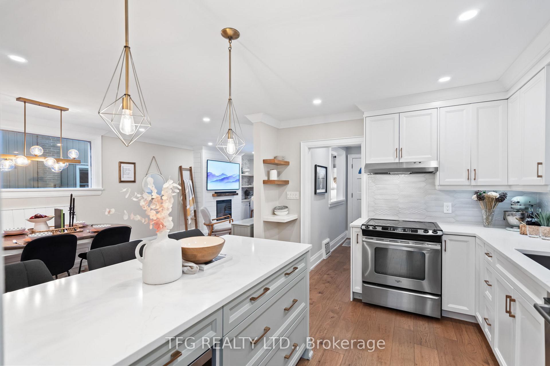 Photo 11 of 351 Colborne Street E, Oshawa, O'Neill — HOMEH
