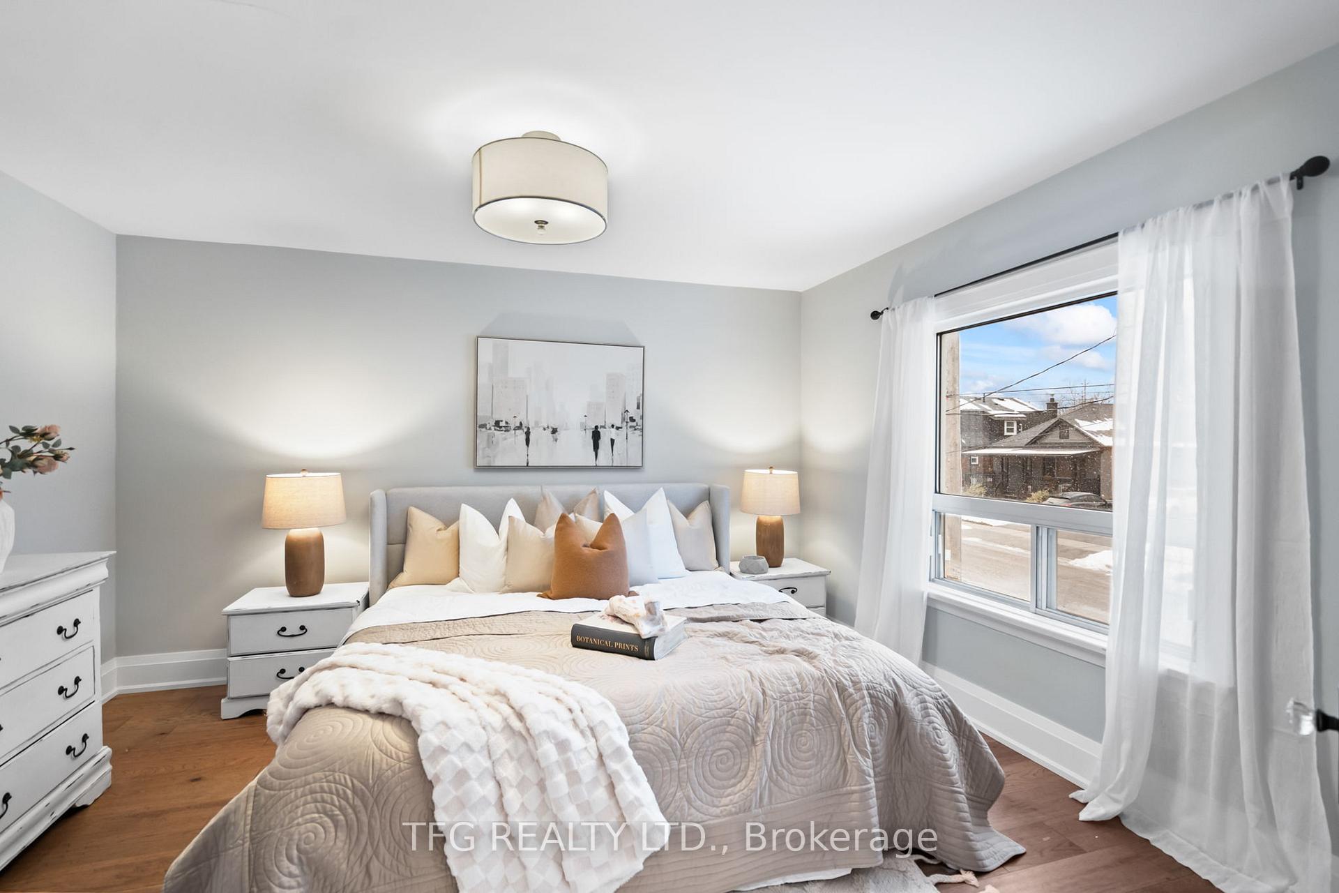 Photo 14 of 351 Colborne Street E, Oshawa, O'Neill — HOMEH
