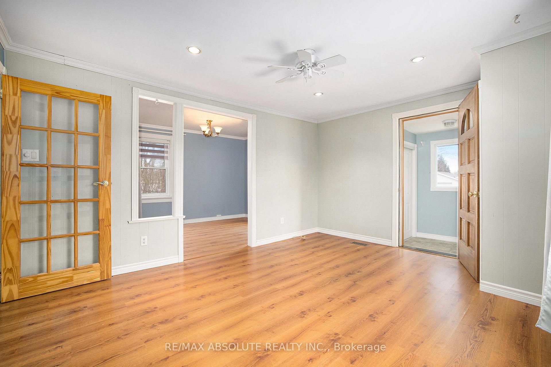 Photo 6 of 102 Hugh Street S, Arnprior — HOMEH