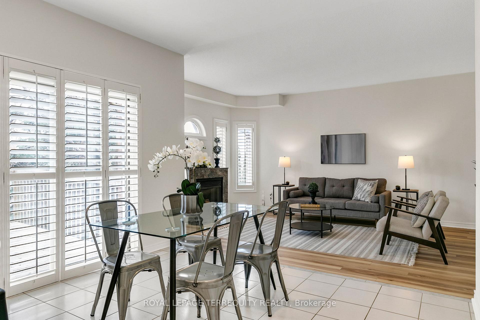 Photo 15 of 388 Glenkindie Avenue, Vaughan, Maple — HOMEH