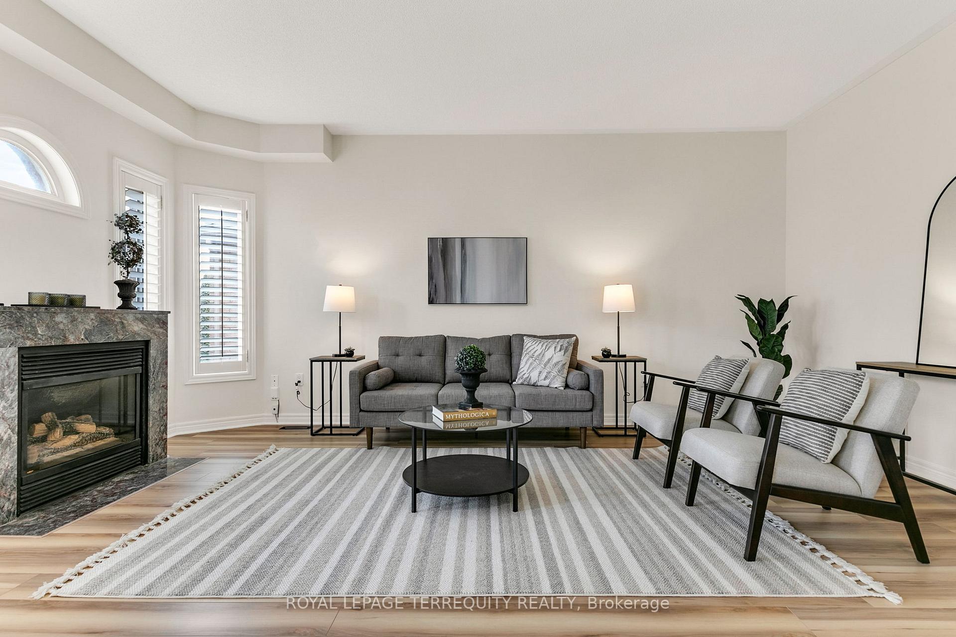 Photo 16 of 388 Glenkindie Avenue, Vaughan, Maple — HOMEH