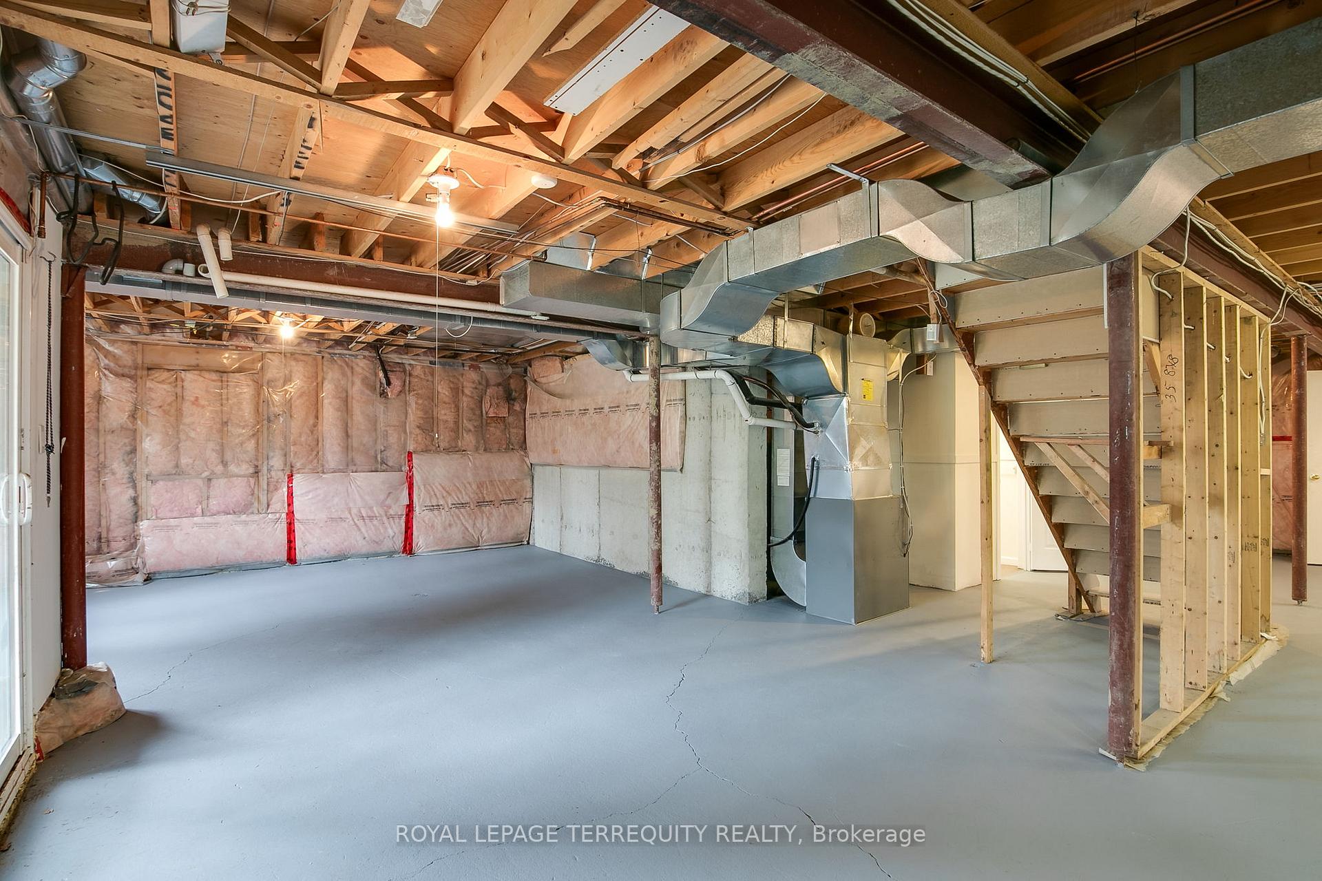 Photo 35 of 388 Glenkindie Avenue, Vaughan, Maple — HOMEH