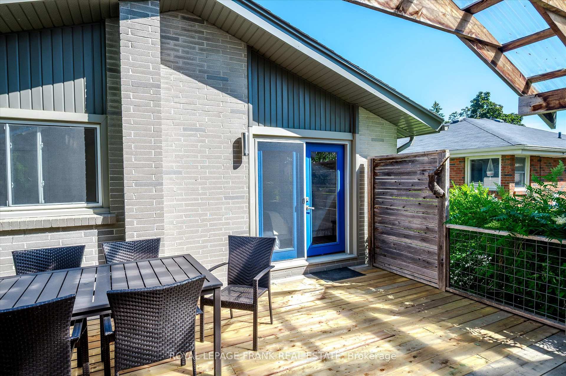 Photo 19 of 375 Aberdeen Avenue, Peterborough, Northcrest Ward 5 — HOMEH
