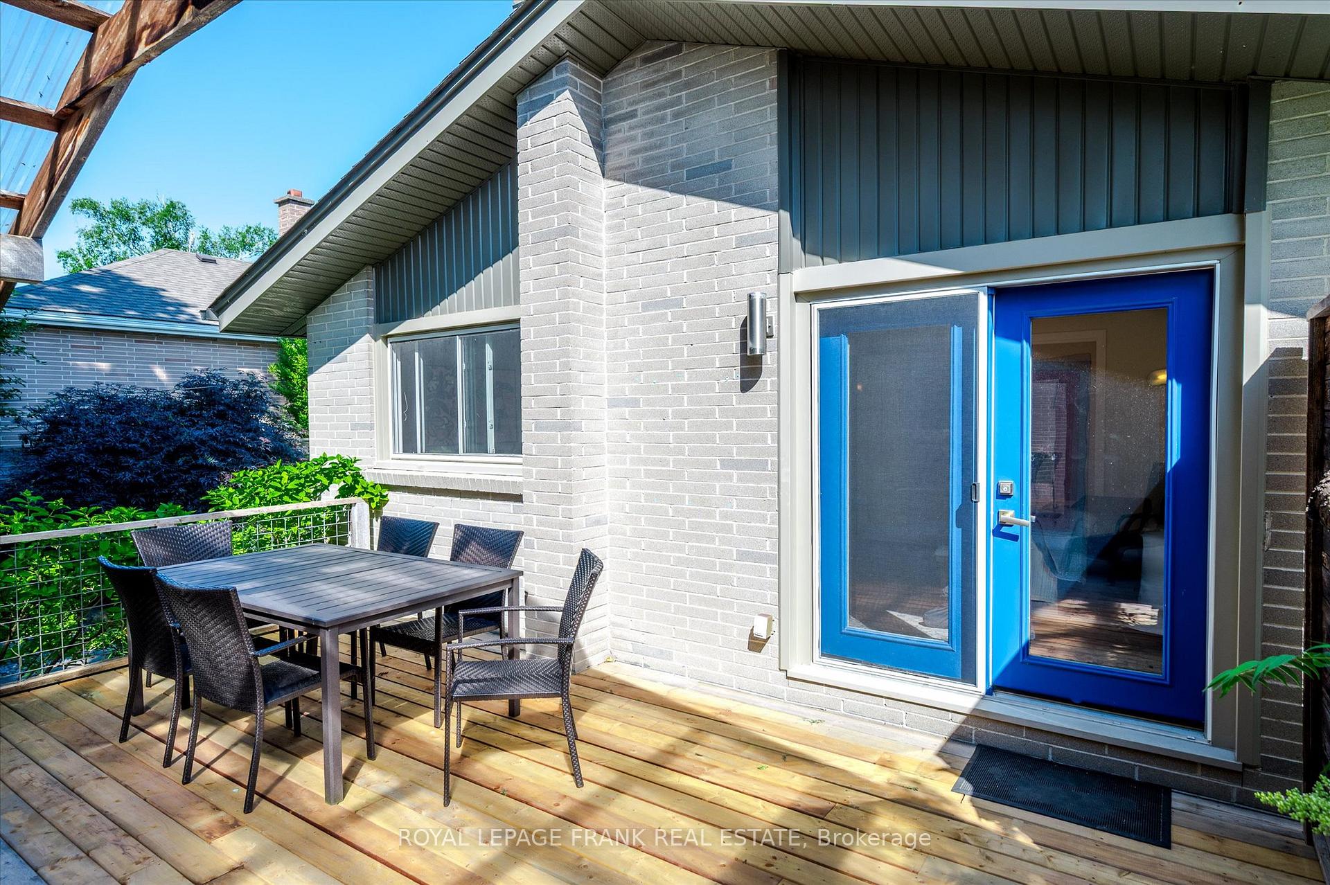 Photo 20 of 375 Aberdeen Avenue, Peterborough, Northcrest Ward 5 — HOMEH