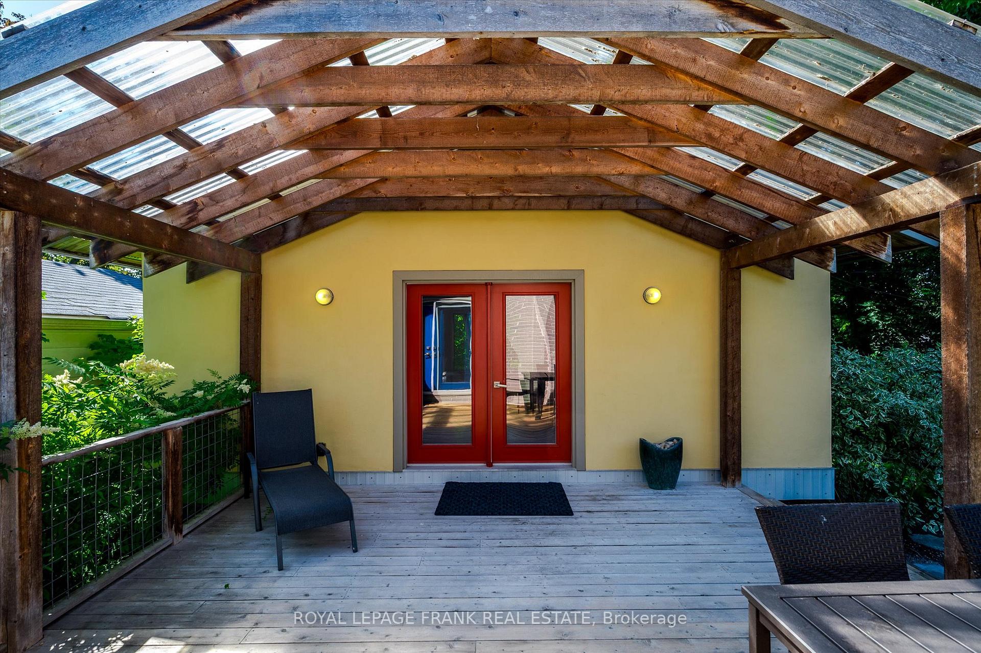 Photo 21 of 375 Aberdeen Avenue, Peterborough, Northcrest Ward 5 — HOMEH