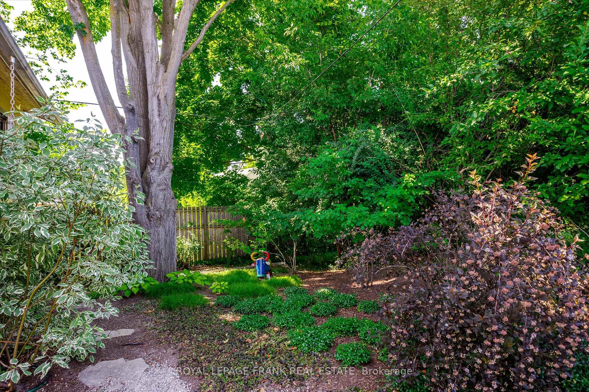Photo 36 of 375 Aberdeen Avenue, Peterborough, Northcrest Ward 5 — HOMEH