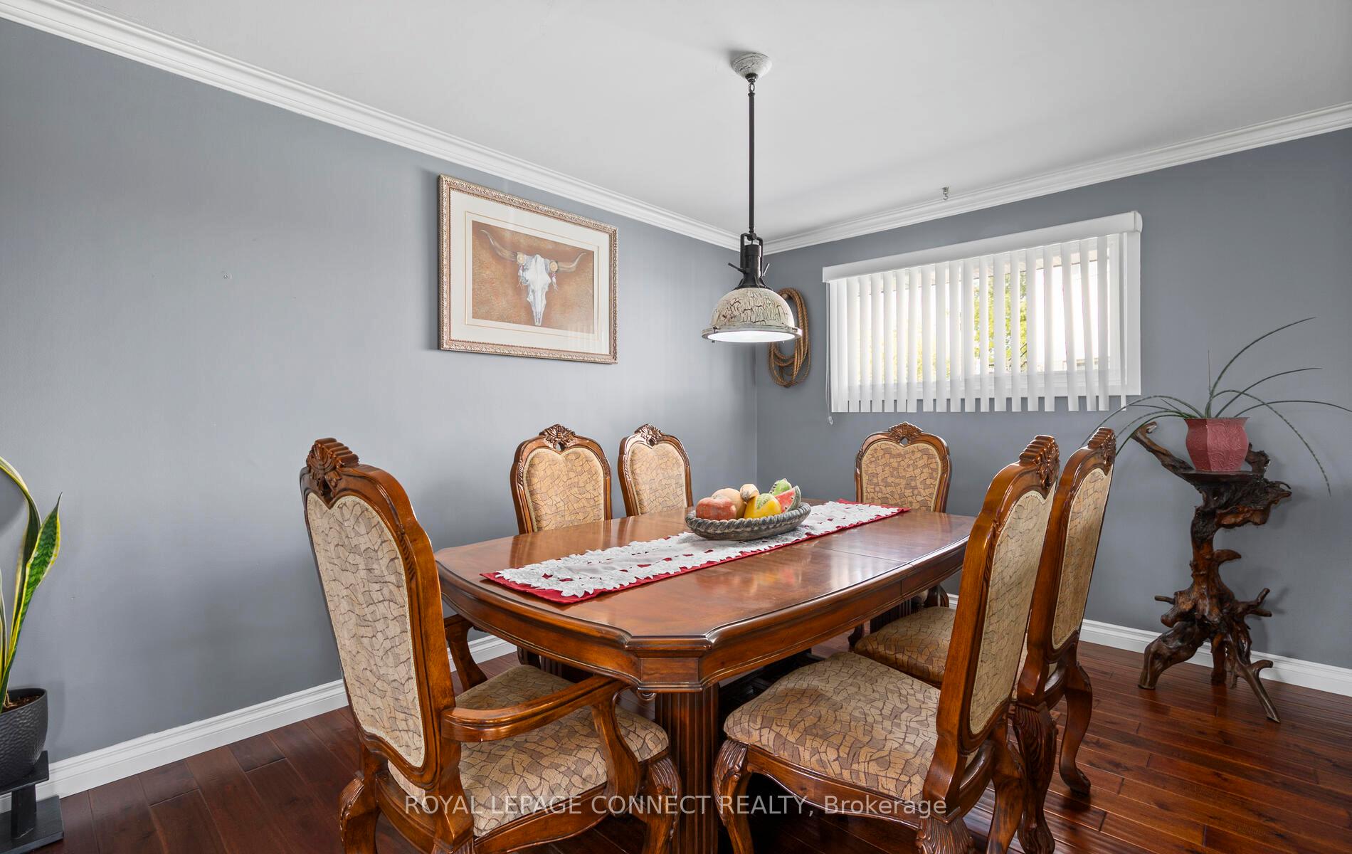Photo 6 of 589 Talbot Court, Oshawa, Vanier — HOMEH