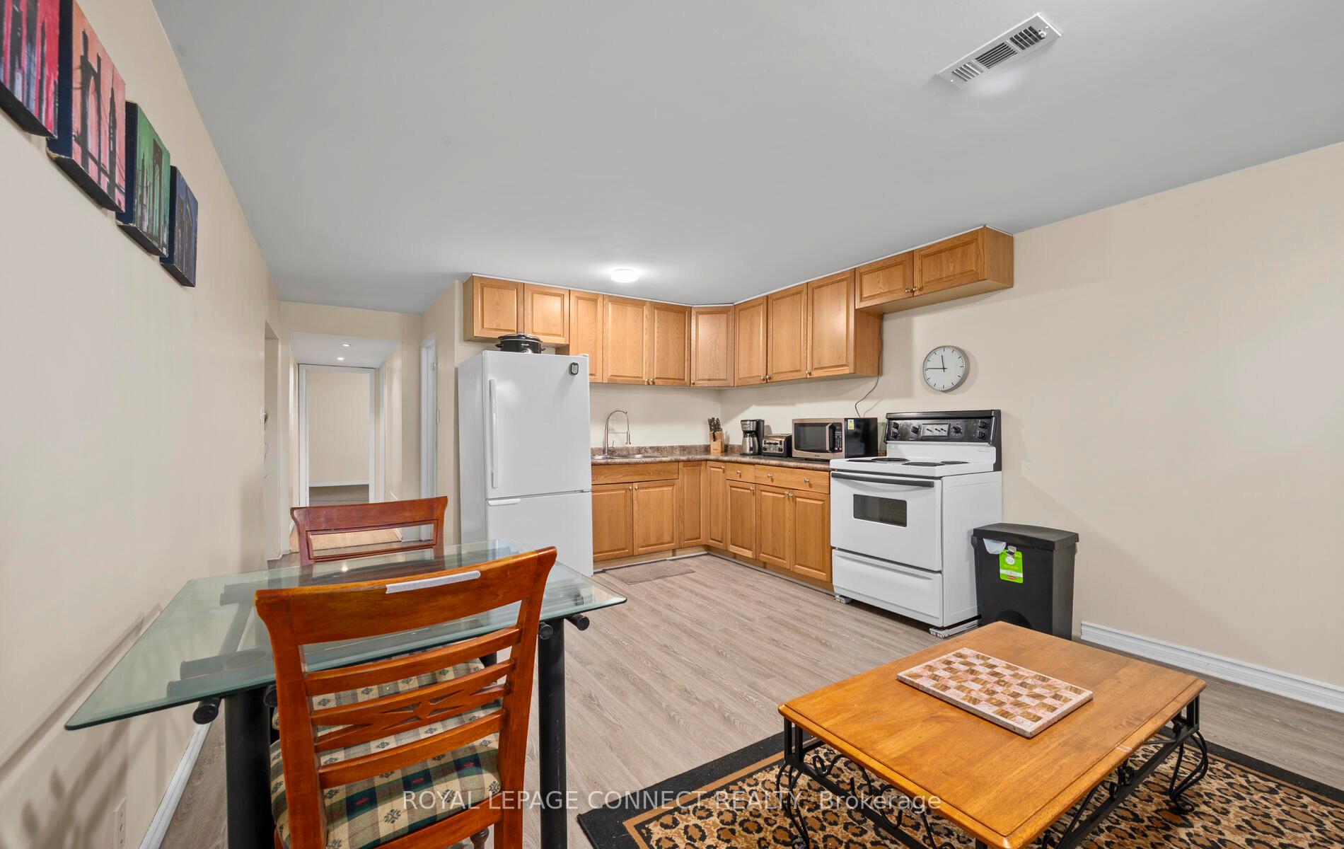 Photo 13 of 589 Talbot Court, Oshawa, Vanier — HOMEH