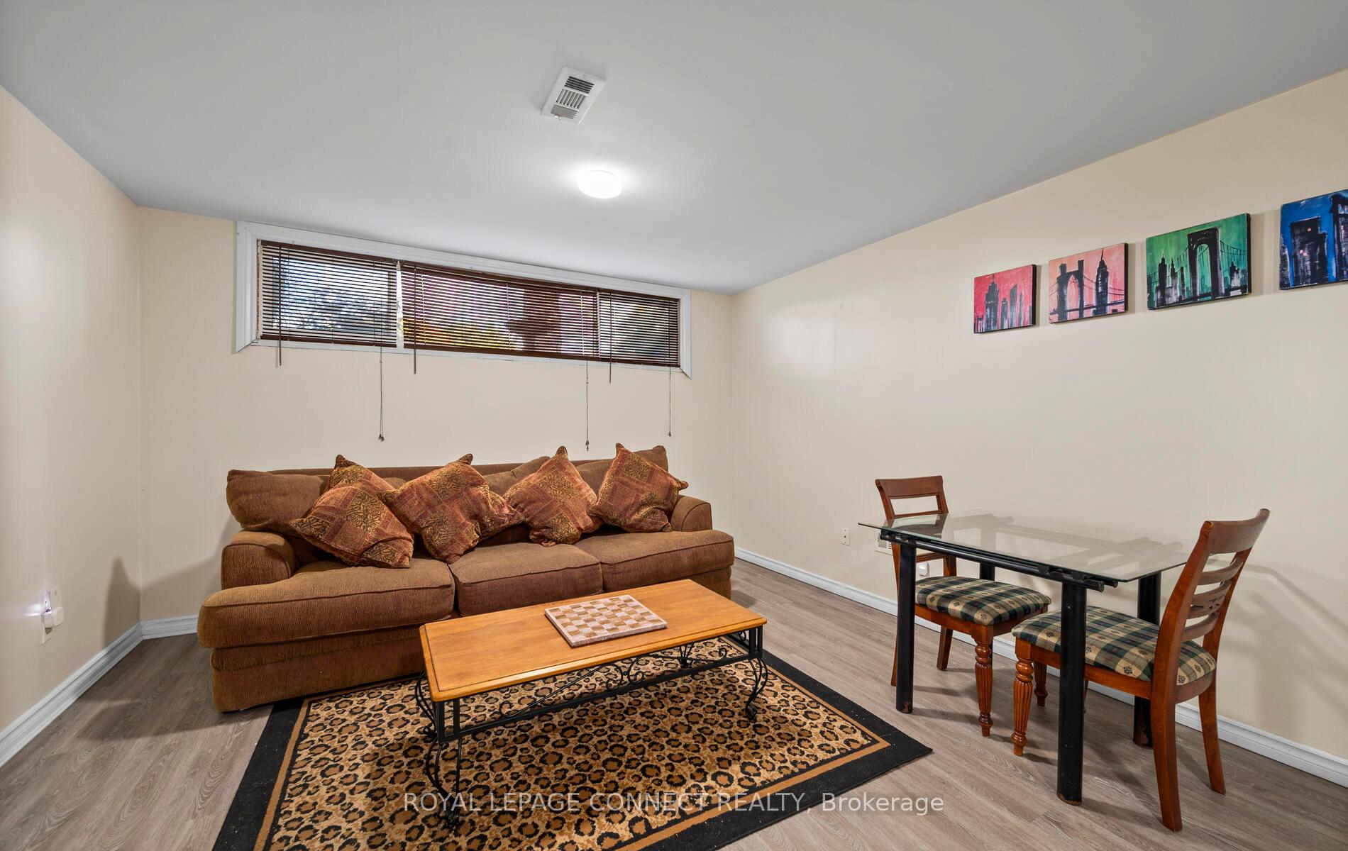 Photo 14 of 589 Talbot Court, Oshawa, Vanier — HOMEH