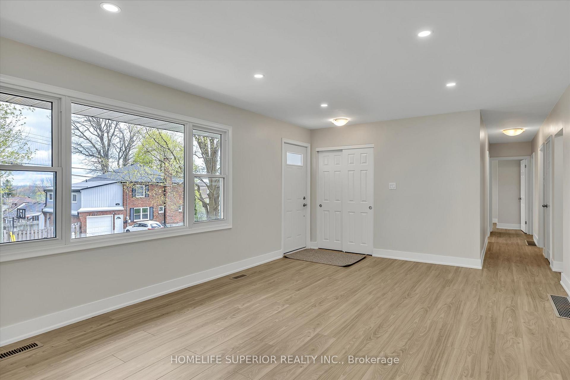 Photo 4 of 1243 Albertus Avenue, Peterborough, Town Ward 3 — HOMEH