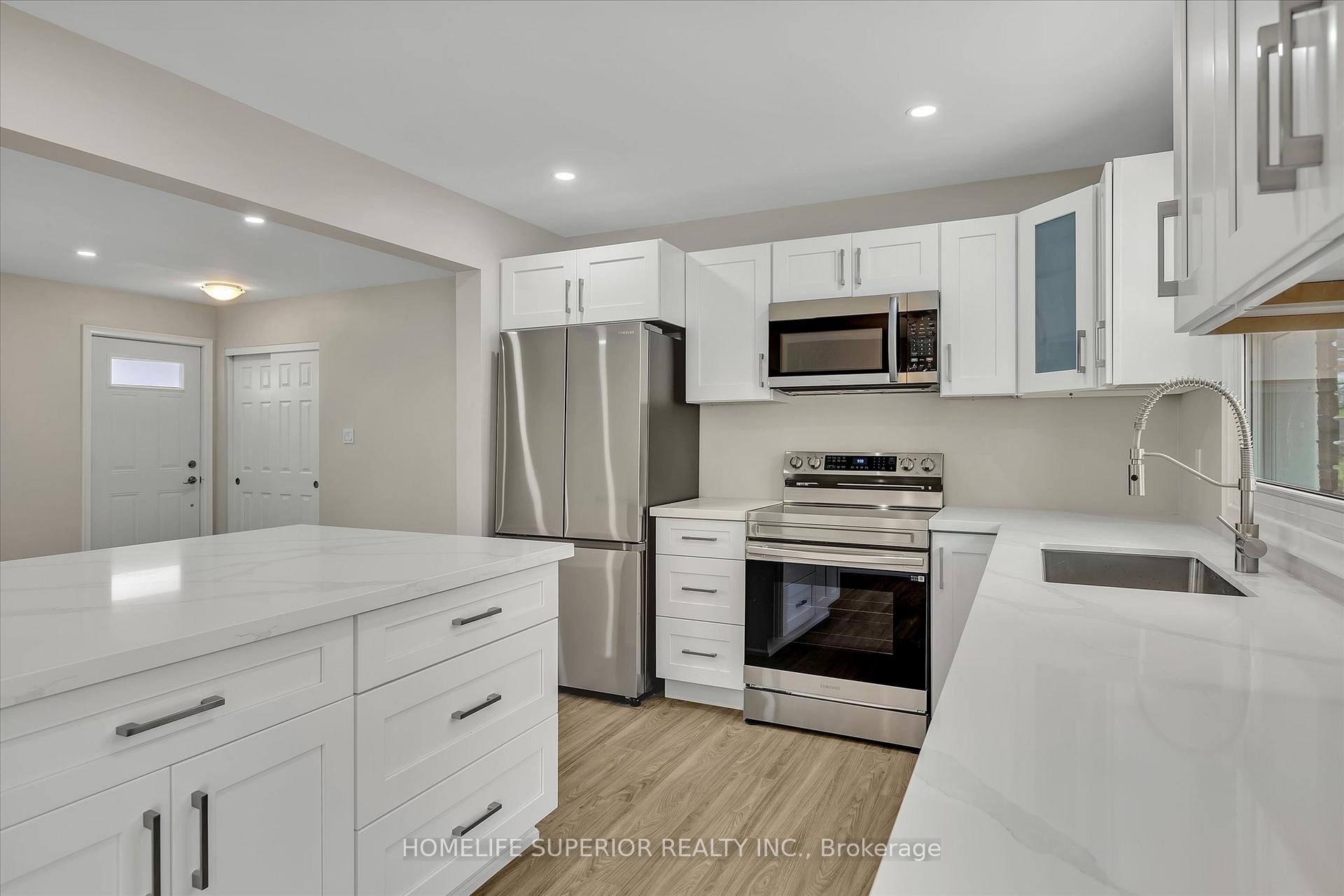 Photo 6 of 1243 Albertus Avenue, Peterborough, Town Ward 3 — HOMEH