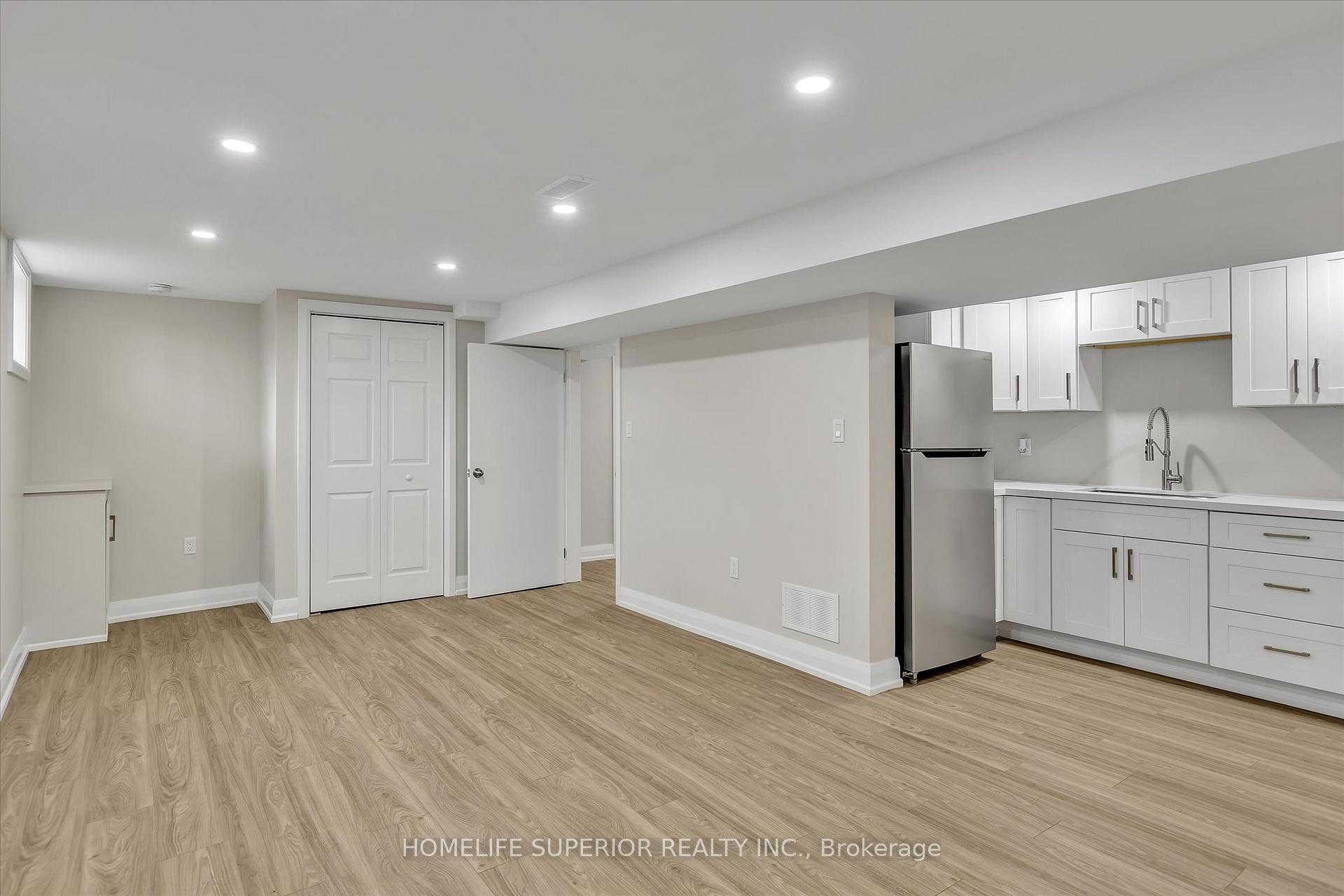 Photo 14 of 1243 Albertus Avenue, Peterborough, Town Ward 3 — HOMEH