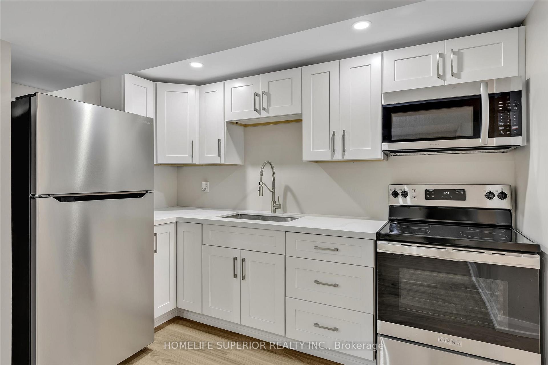 Photo 16 of 1243 Albertus Avenue, Peterborough, Town Ward 3 — HOMEH