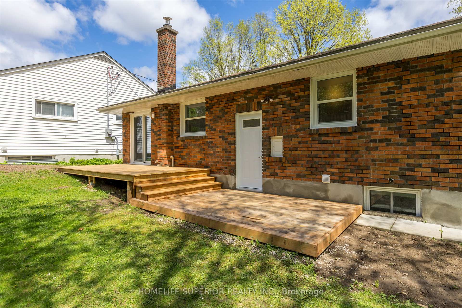 Photo 22 of 1243 Albertus Avenue, Peterborough, Town Ward 3 — HOMEH