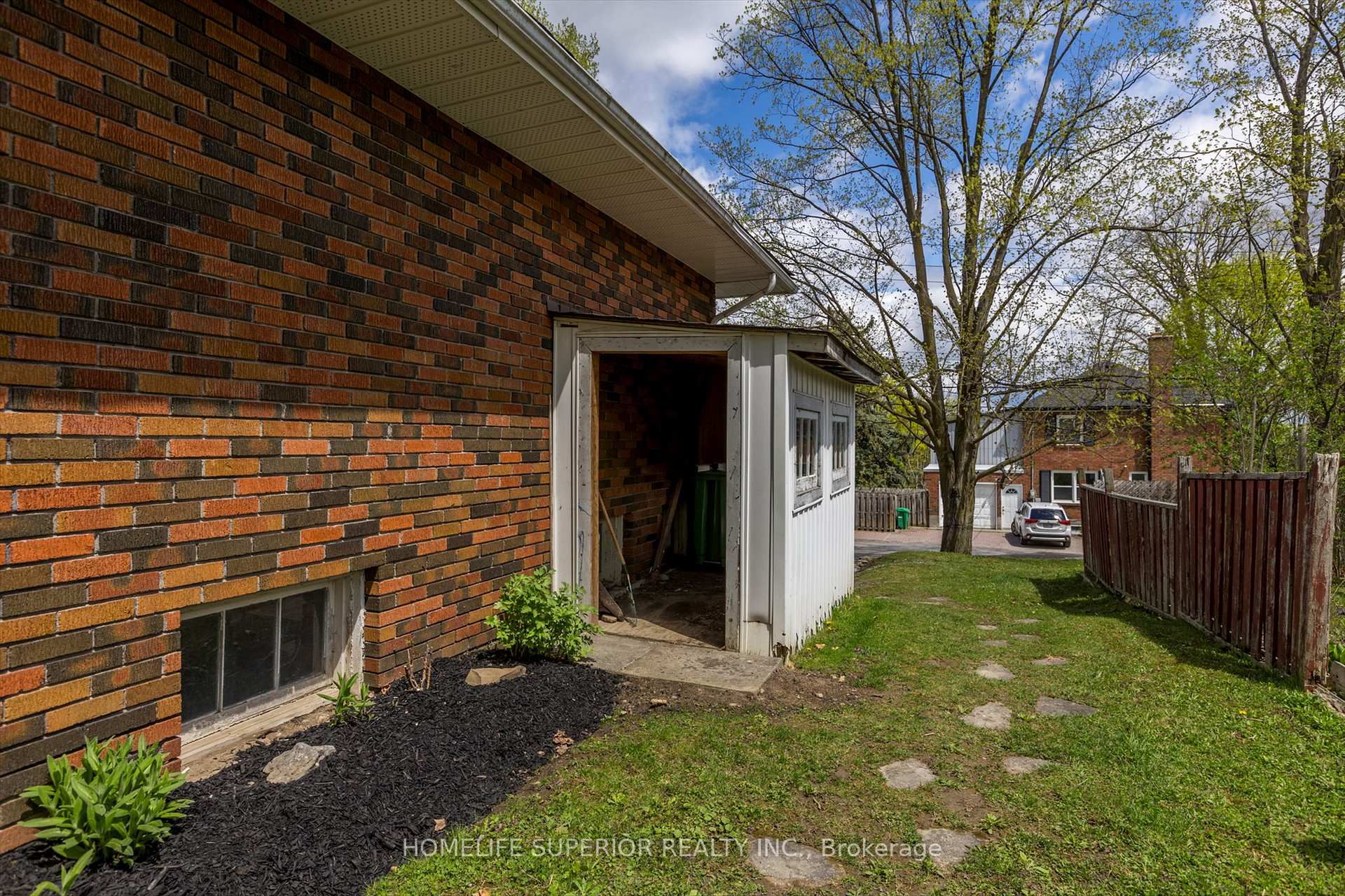 Photo 26 of 1243 Albertus Avenue, Peterborough, Town Ward 3 — HOMEH
