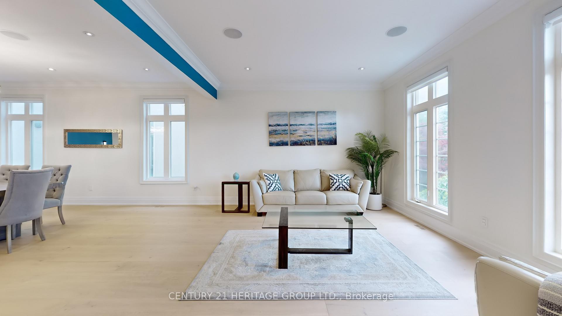 Photo 5 of 109 Pondview Road, Vaughan, Crestwood-Springfarm-Yorkhill — HOMEH