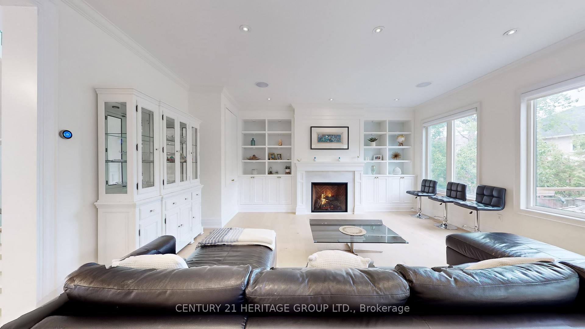 Photo 14 of 109 Pondview Road, Vaughan, Crestwood-Springfarm-Yorkhill — HOMEH