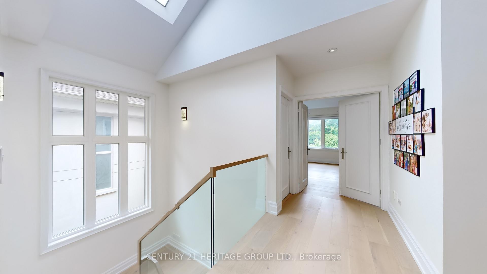 Photo 22 of 109 Pondview Road, Vaughan, Crestwood-Springfarm-Yorkhill — HOMEH