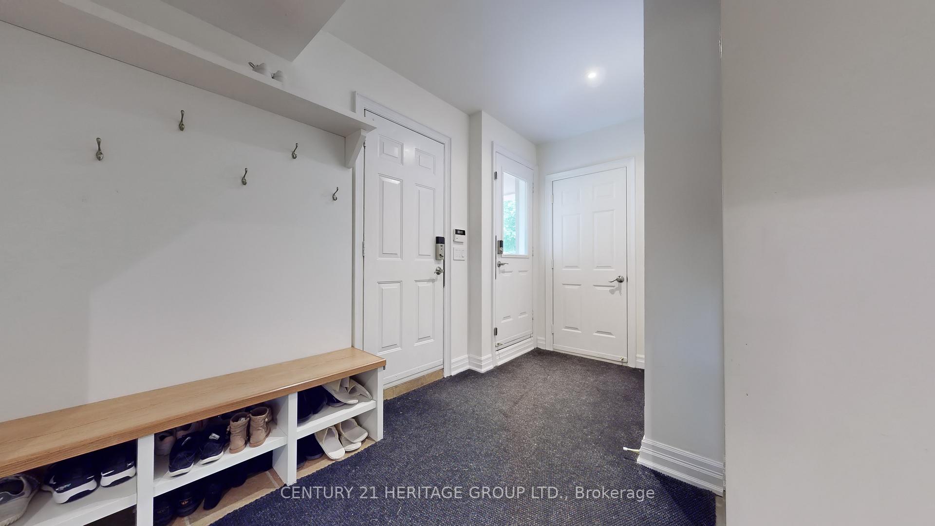 Photo 33 of 109 Pondview Road, Vaughan, Crestwood-Springfarm-Yorkhill — HOMEH