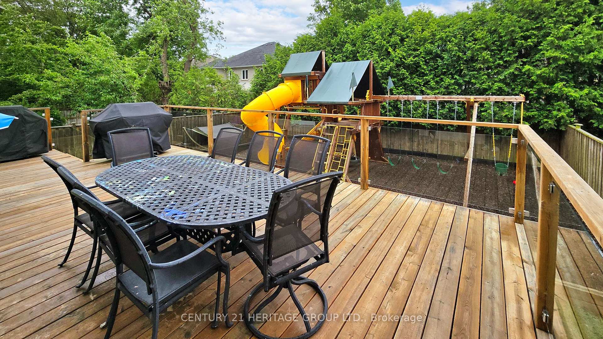 Photo 36 of 109 Pondview Road, Vaughan, Crestwood-Springfarm-Yorkhill — HOMEH