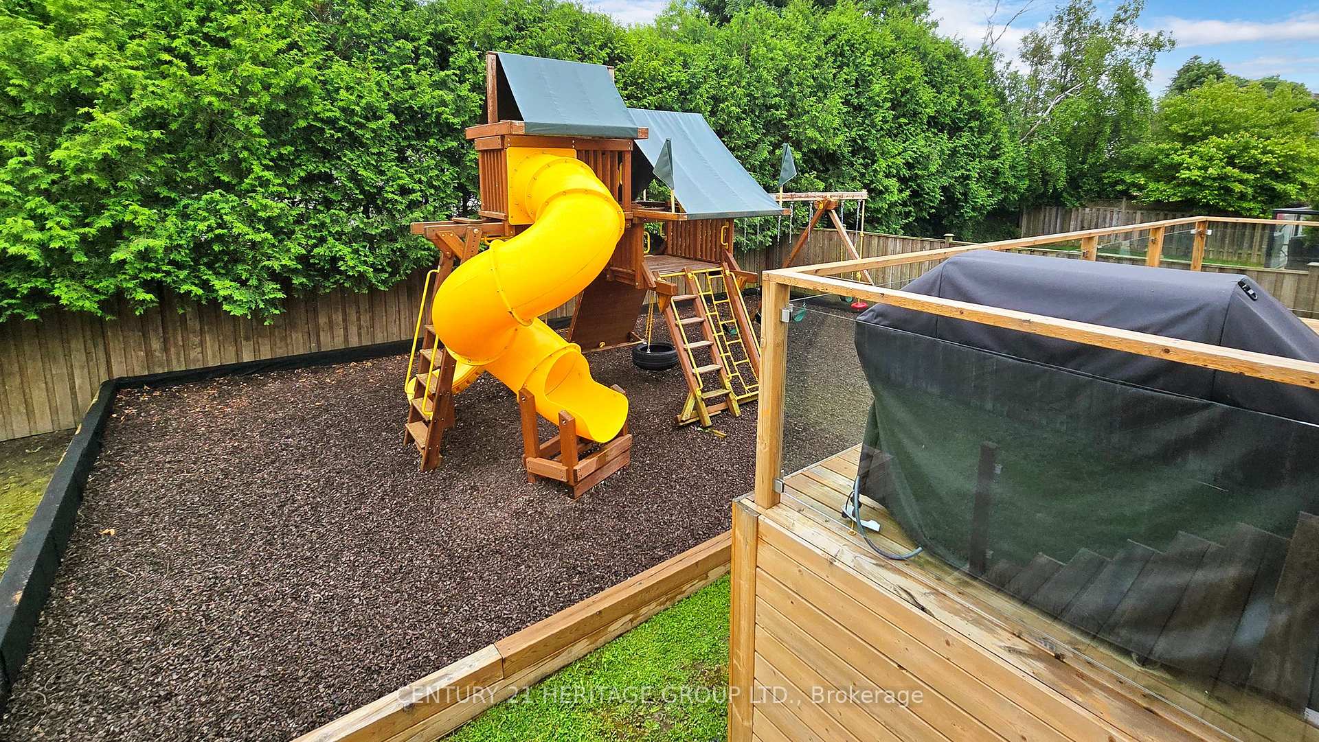 Photo 37 of 109 Pondview Road, Vaughan, Crestwood-Springfarm-Yorkhill — HOMEH