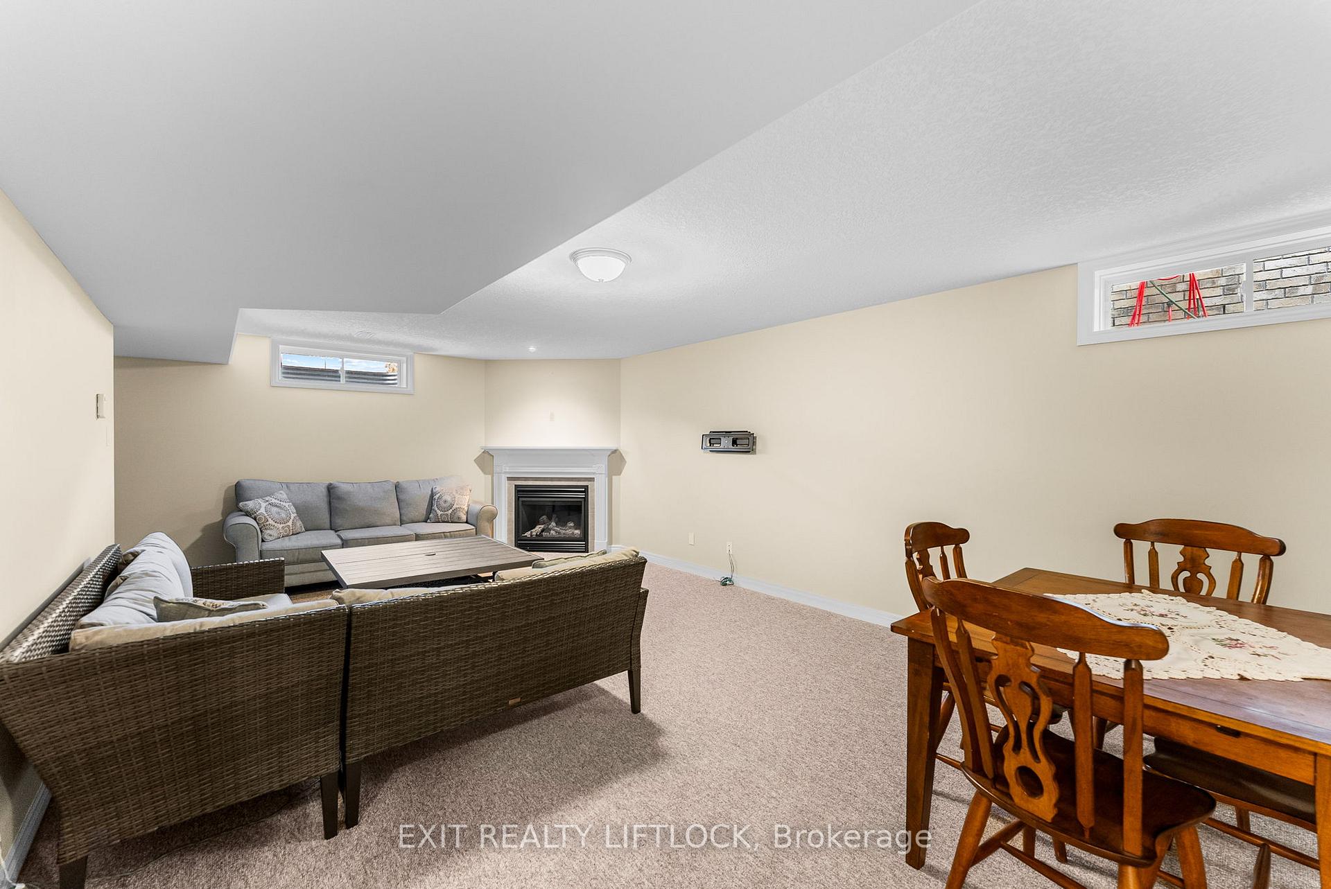 Photo 33 of 182 Chandler Crescent, Peterborough, Monaghan Ward 2 — HOMEH
