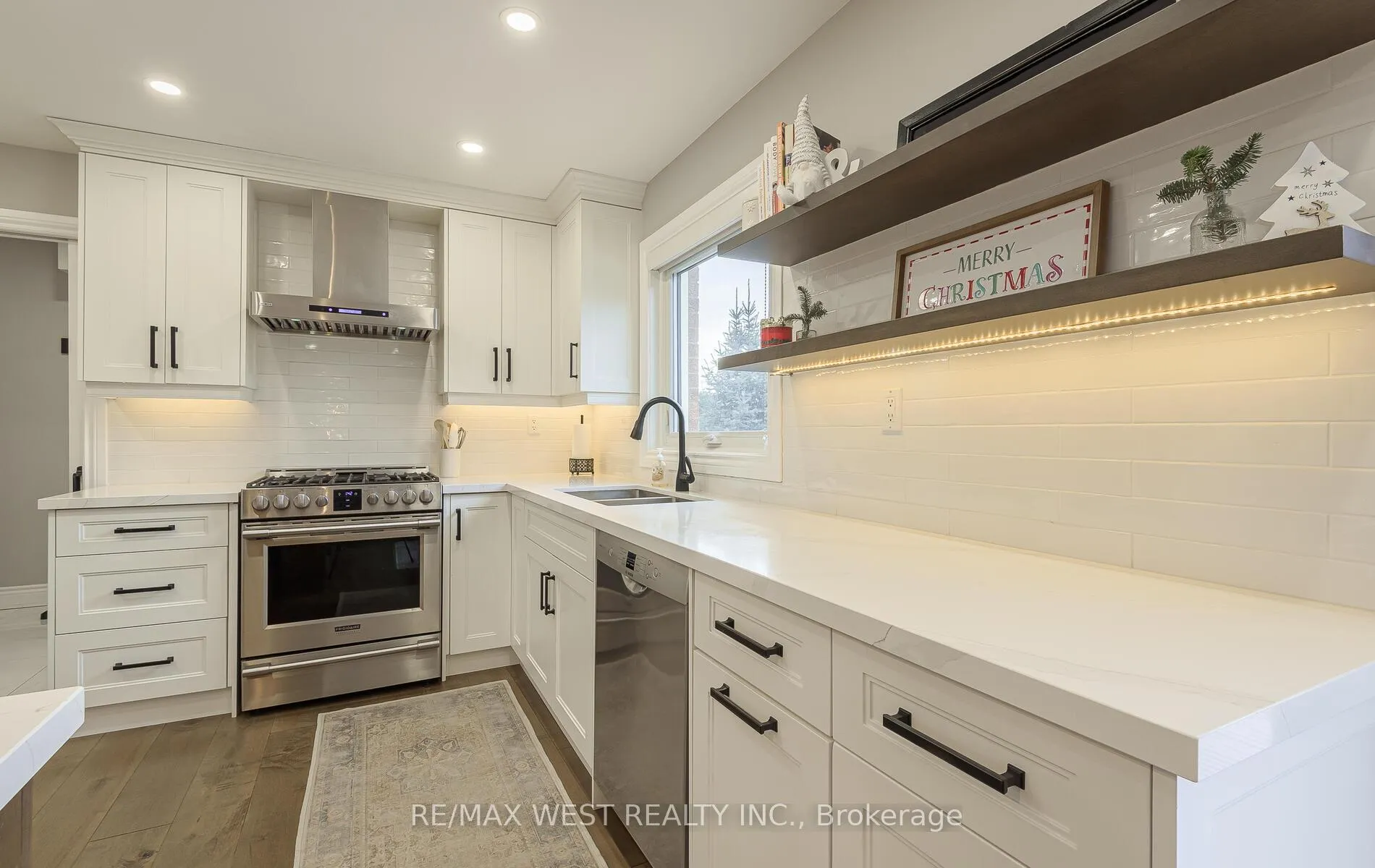 Photo 8 of 8 Oakridge Court, Brampton, Heart Lake West — HOMEH
